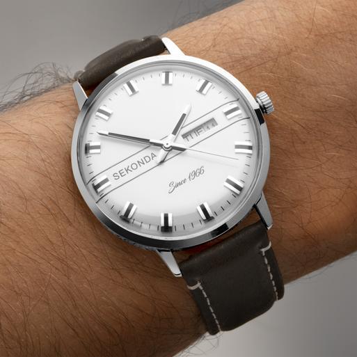 Sekonda Originals Men's Watch | Silver Case & Black Leather Strap with Silver Dial | 1948